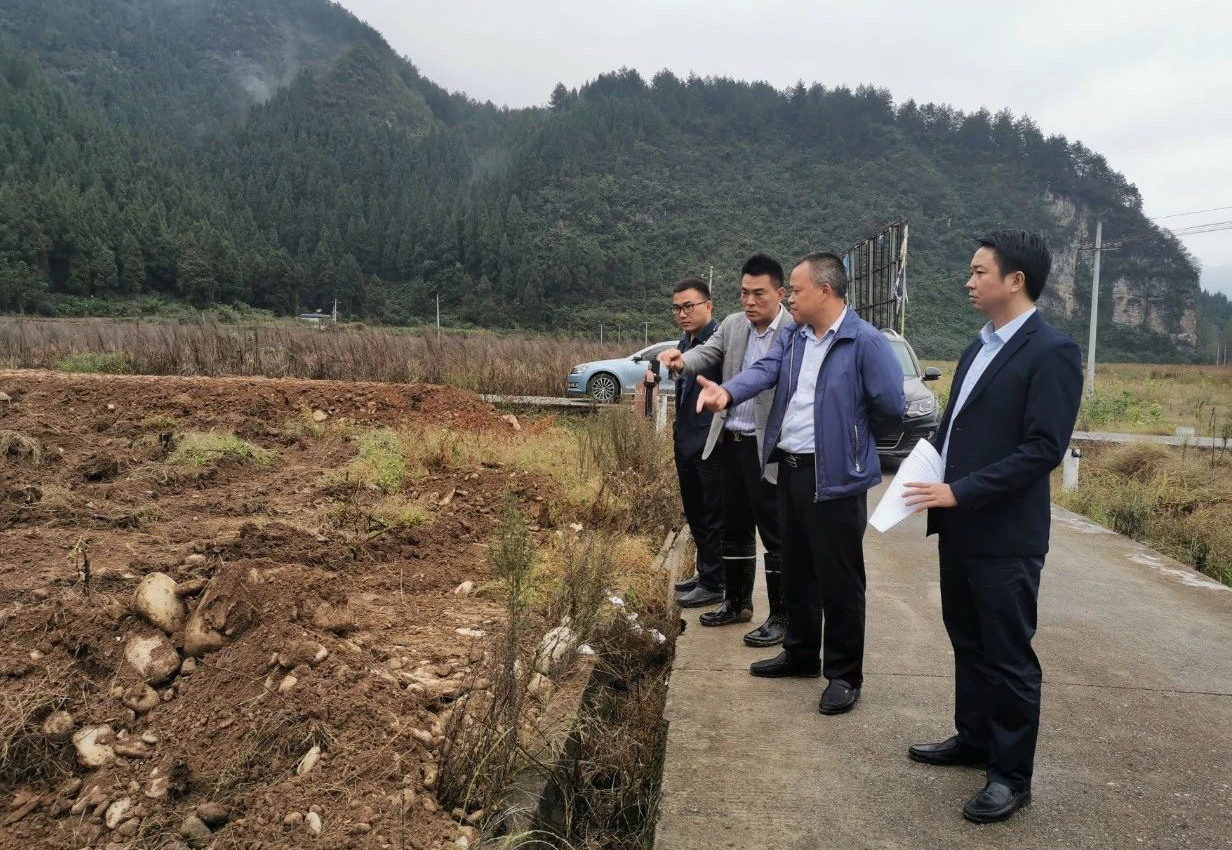 贵州江口闵孝:推动主题教育与优化营商环境同频共振
