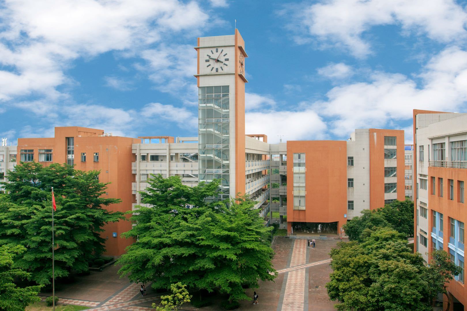 广东外语外贸大学:2020年普通高考招生宣传指南