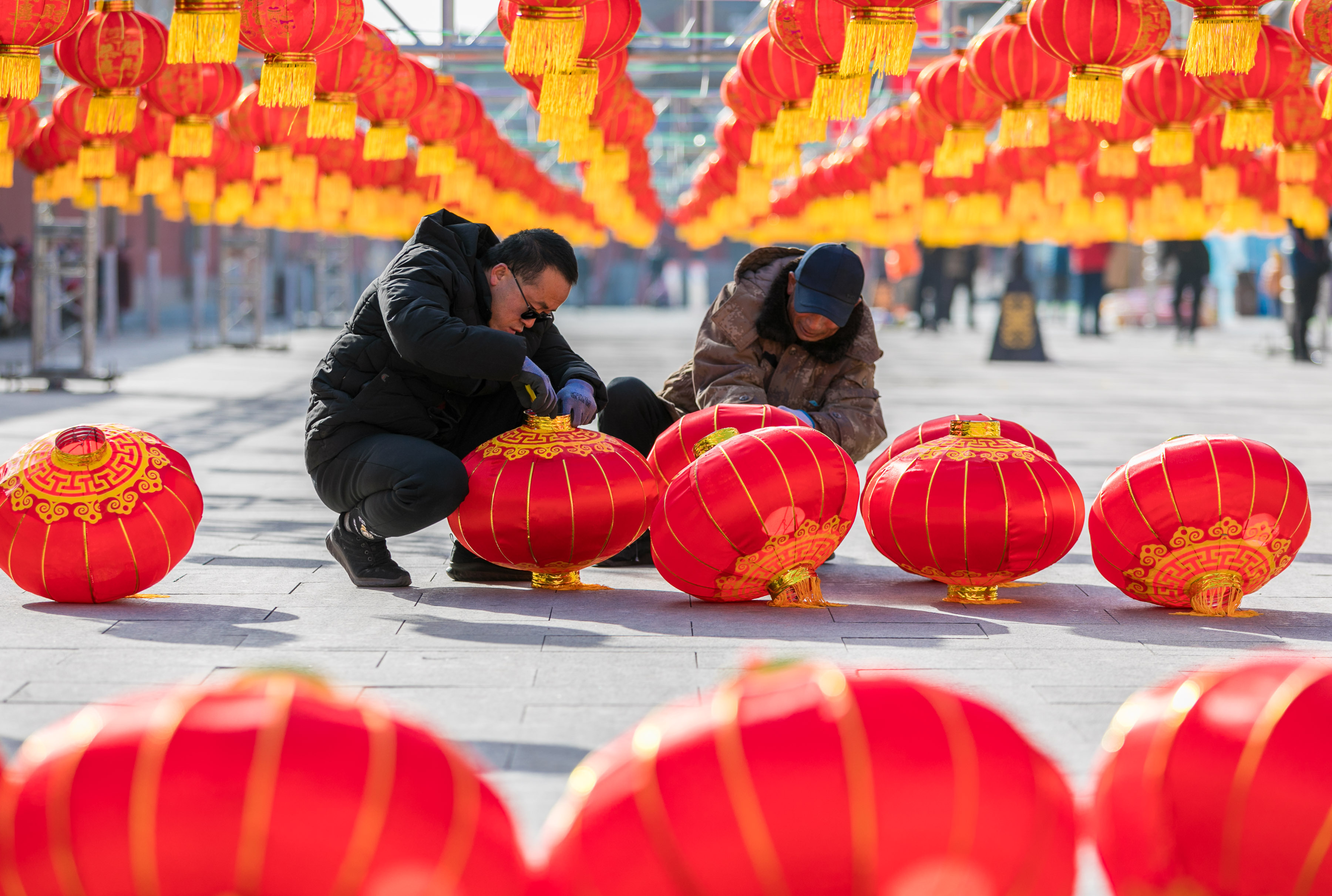 呼和浩特中国红年味浓