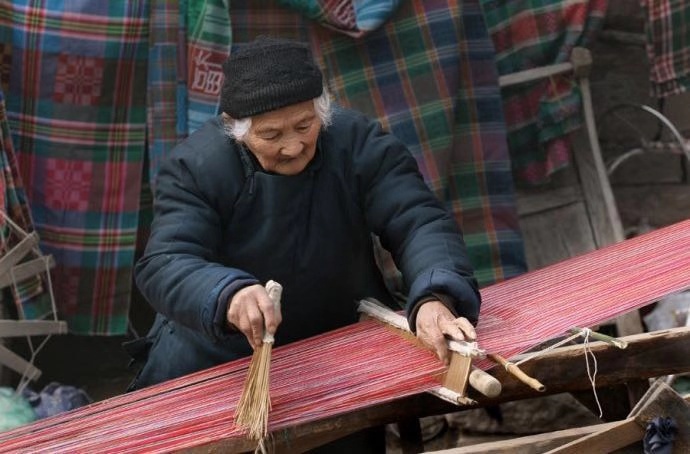 行业|山东省济宁市嘉祥县:鲁锦—中国古代服饰文化典范