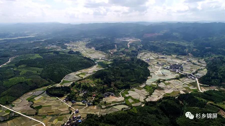 錦屏縣敦寨鎮亮司大壩景色(無人機拍攝)