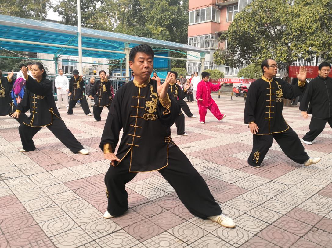 河南焦作:开展太极拳进社区活动 弘扬传统文化