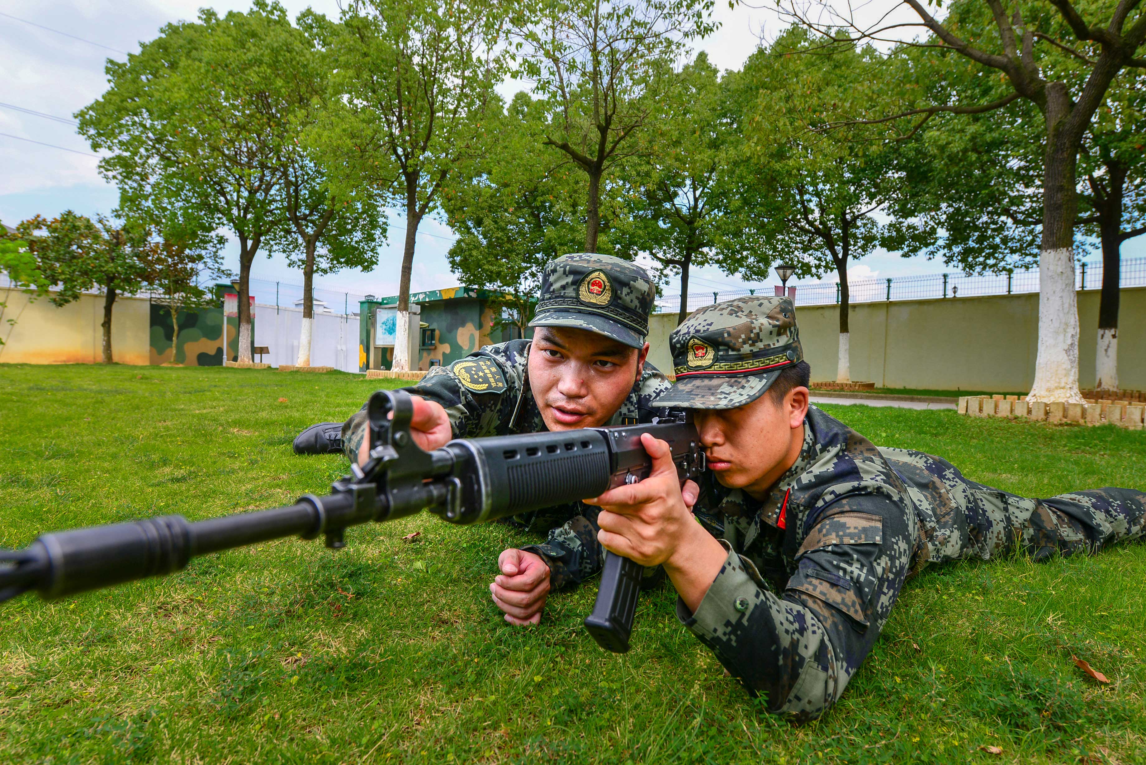 解放军射击图片大全图片