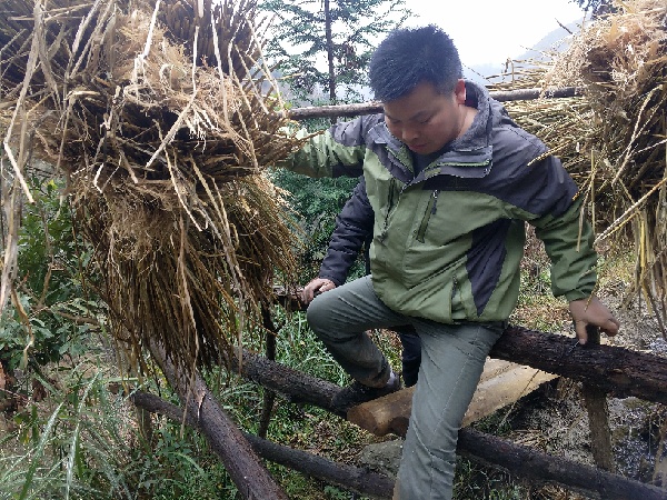 贵州台江六千名扶贫干部奋战在脱贫攻坚一线攻城拔寨誓夺胜