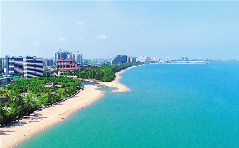 海南试点探索海上环卫制度 将使用无人机等追踪定位海上垃圾