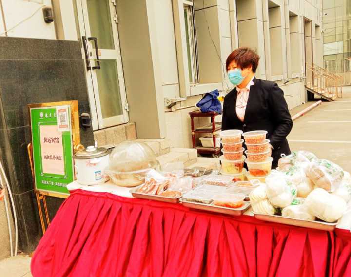 新疆兵团多家星级饭店经营“回暖”