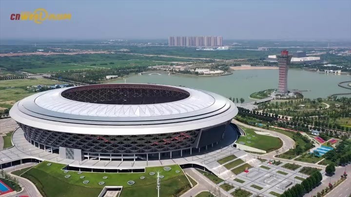 【场馆巡礼】记者打卡咸阳奥体中心体育场:群众健身的好去处