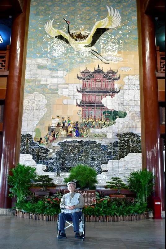 (来源:深圳市关山月美术馆)1982年,63岁的周令钊应邀为正在重建中的