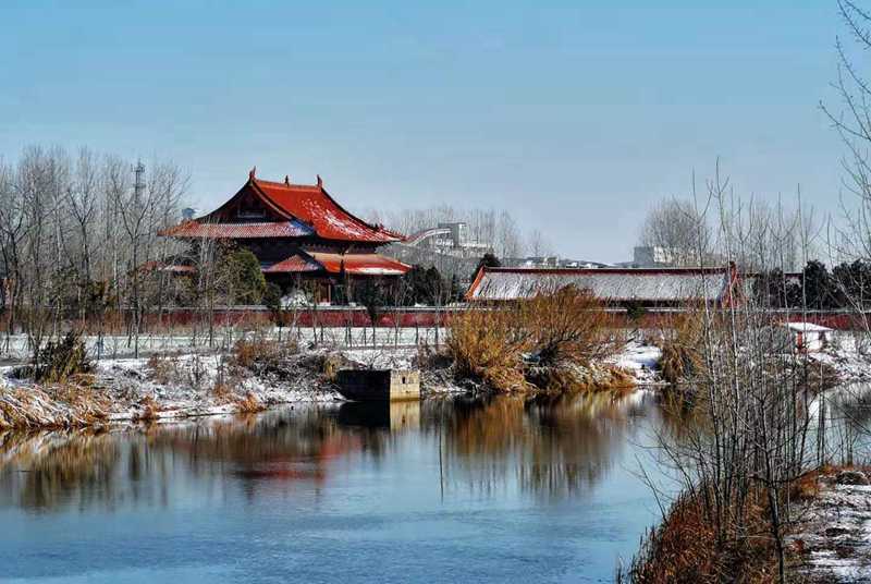 安徽涡阳:雪后景更美 美了天静宫