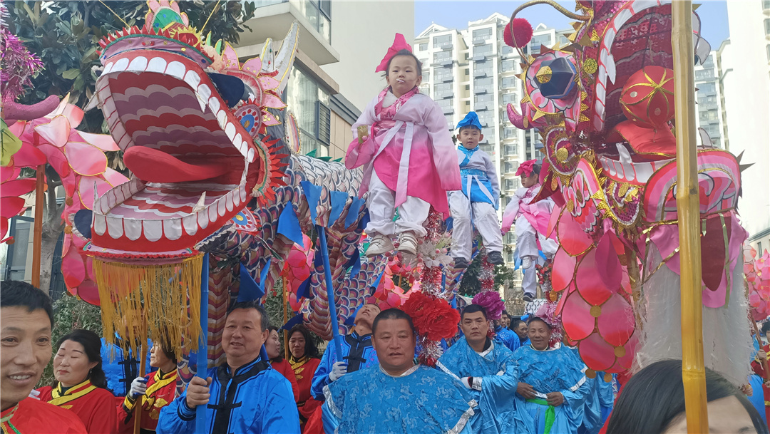 弘扬优秀传统文化|山东省临沂市河东区"龙灯扛阁"闹新春