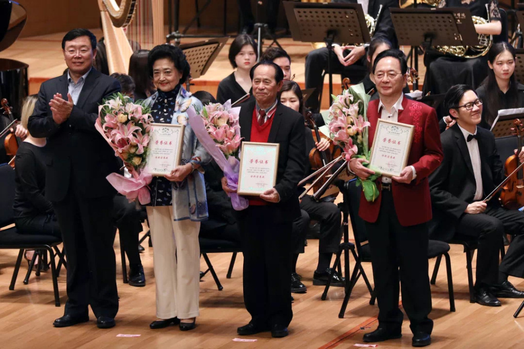 何占豪,陈钢,著名小提琴演奏家俞丽拿代表60年前《梁祝》首演创作及