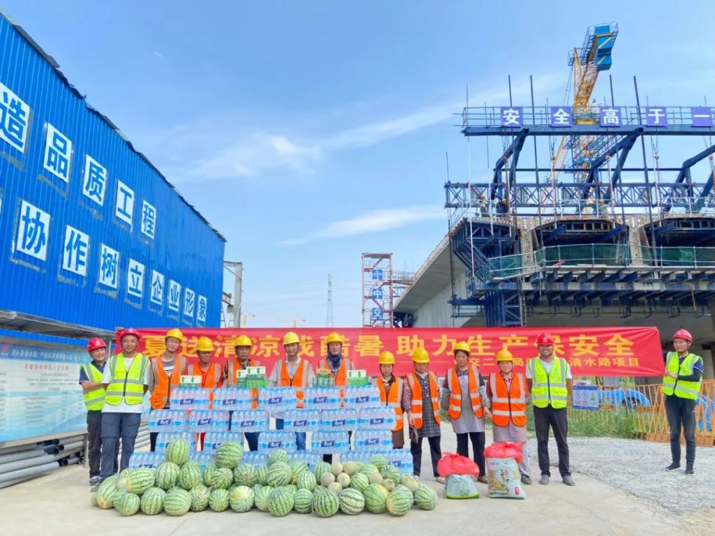 江苏涟水：防暑降温有“凉”策 项目建设不减速