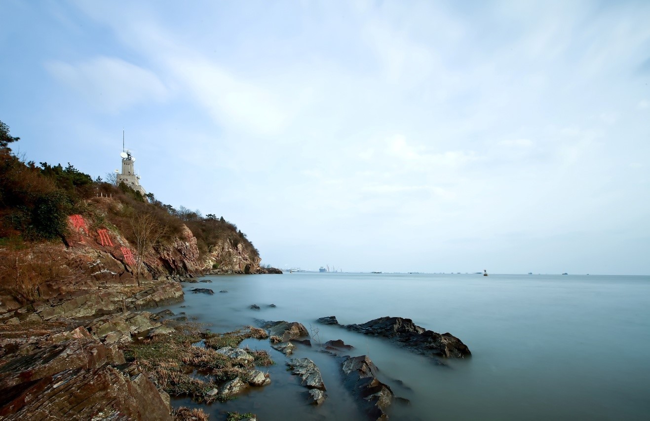 街区,三鲜街美食文化街区,狼山游客集散中心等配套服务中心已经建成