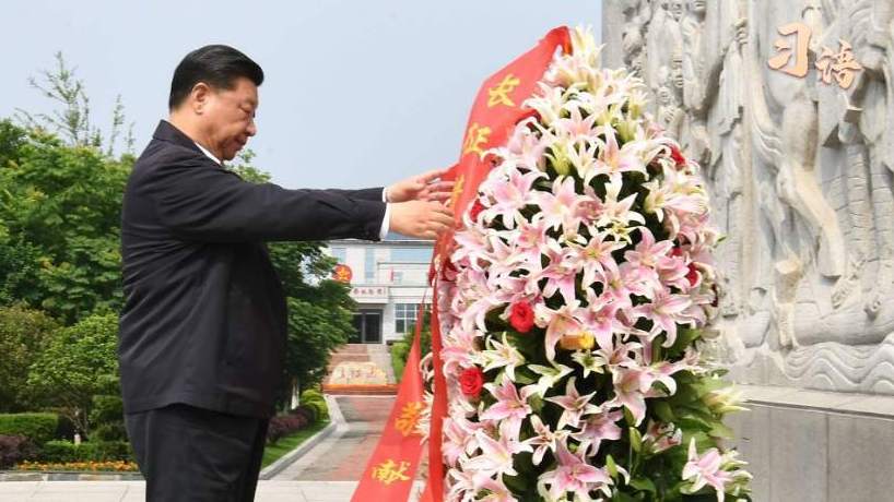 “一个有希望的民族不能没有英雄”