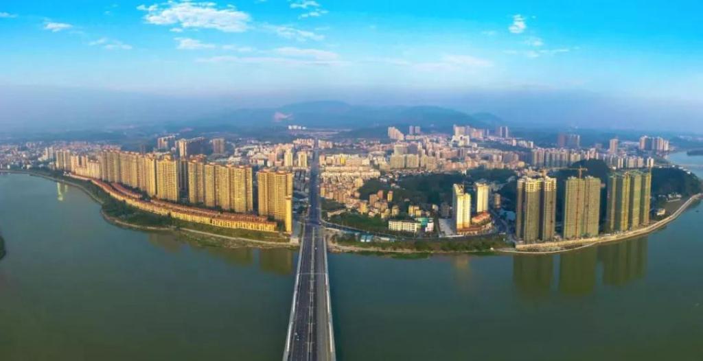 广东肇庆四会:三尺宣纸画不尽山水美景 万幅影像道不尽城市魅力