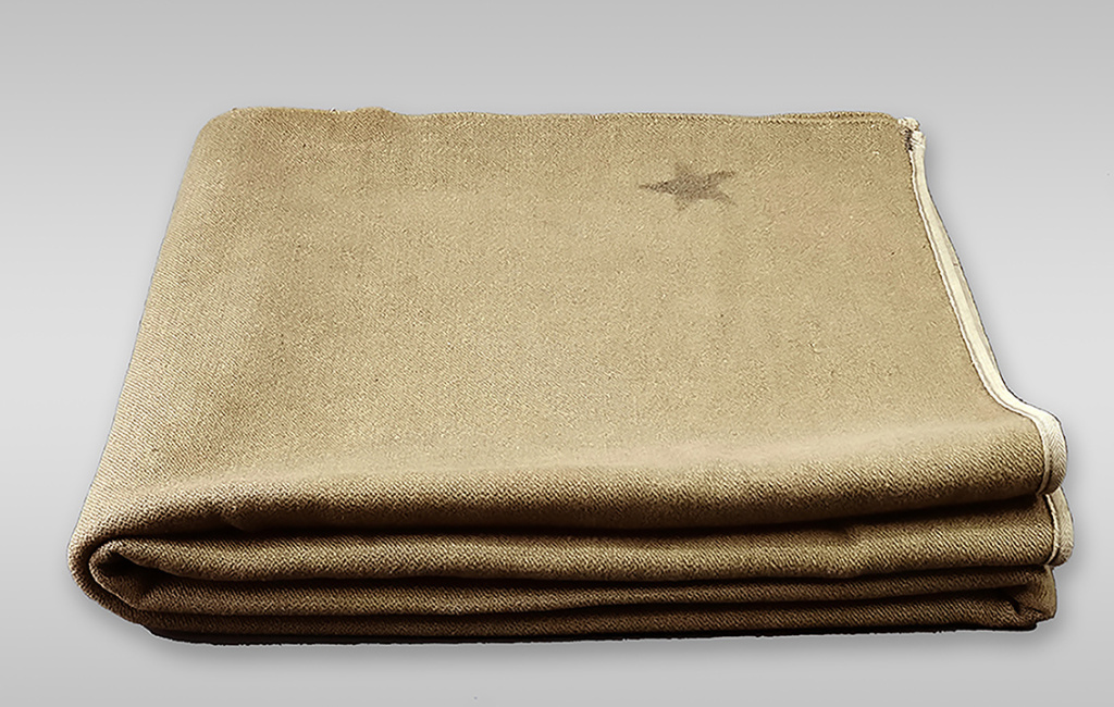 抗美援朝纪念馆新征集代表性文物：志愿军战士的军用毛毯