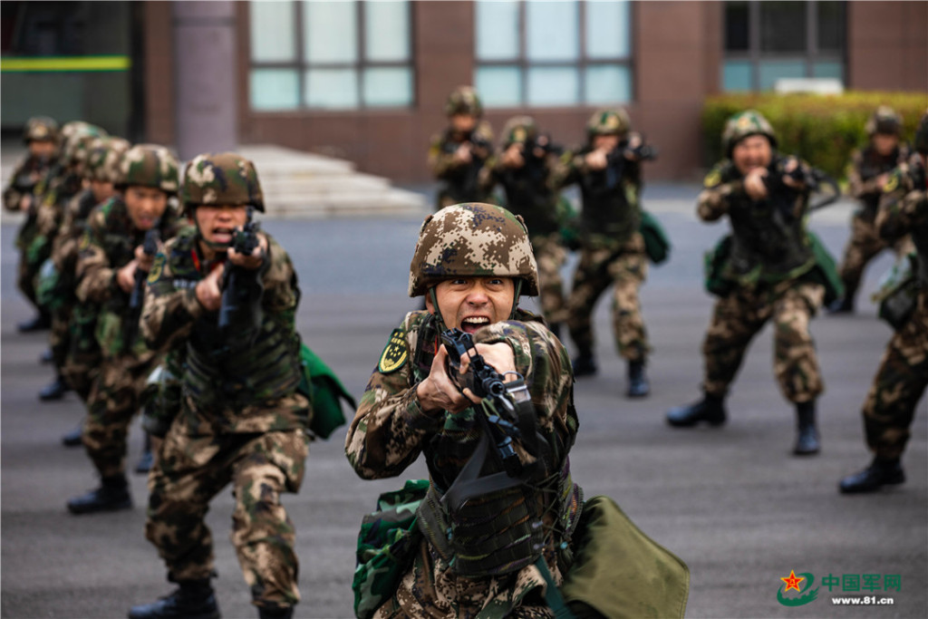 武警第二机动总队刘军图片