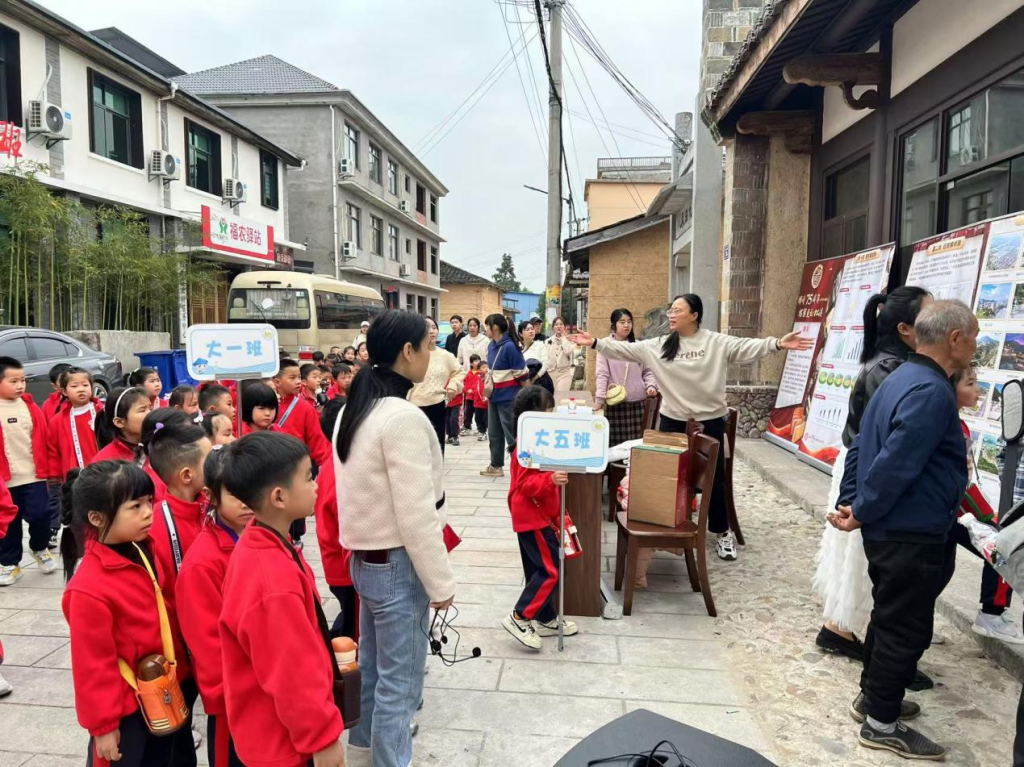 福建松溪：普法宣传进乡村 档案意识入人心