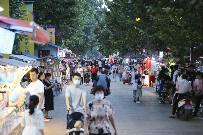江苏连云港赣榆区：“夜经济”点燃盛夏热情