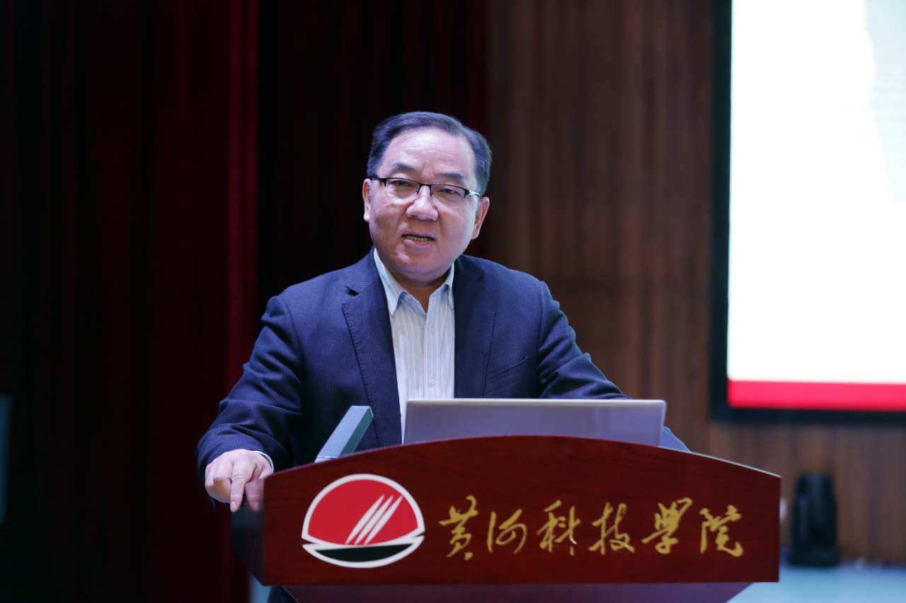 河南省社科院城市与生态文明研究所所长 王建国