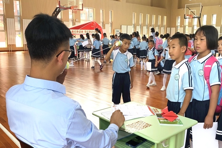 内蒙古鄂尔多斯：把“期末”变成“期待”