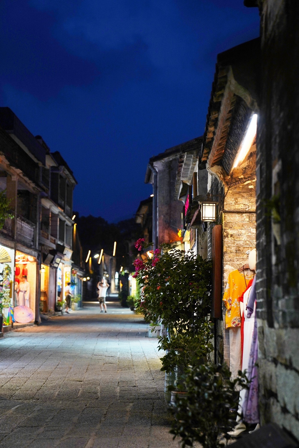 远离白日的喧嚣,大鹏所城一派静谧悠然.(摄影:谢雨婷)
