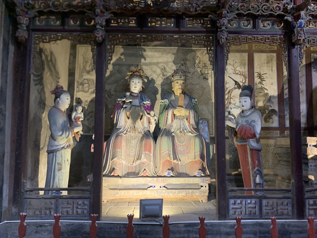 大禹庙内供奉的郭子仪夫妇雕像（本文图片来源于韩城市文化和旅游局）