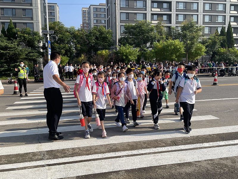 山东济南章丘区：我们开学啦