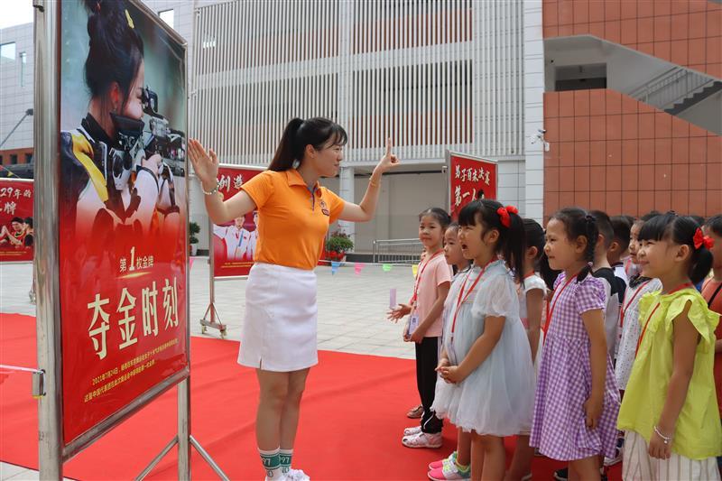 江西赣州：学党史 强信念 青少年这样开启新学期