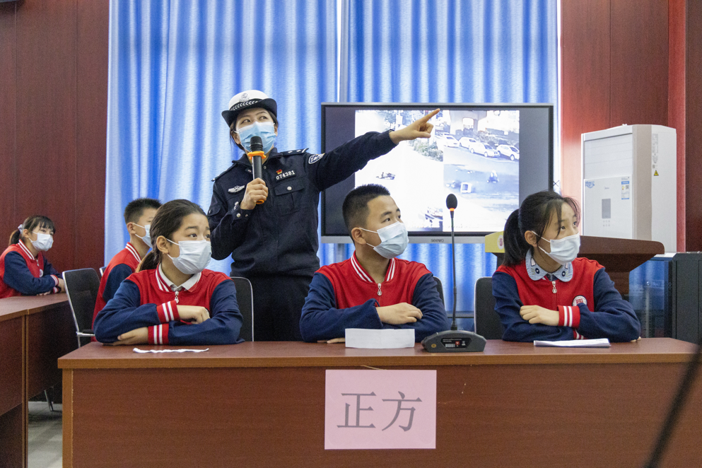 安徽含山：趣味辩论赛 安全记心中