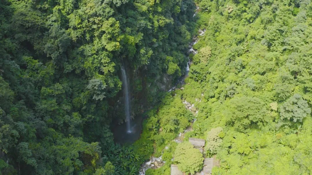 （一水洞天——凤凰谷溶洞）